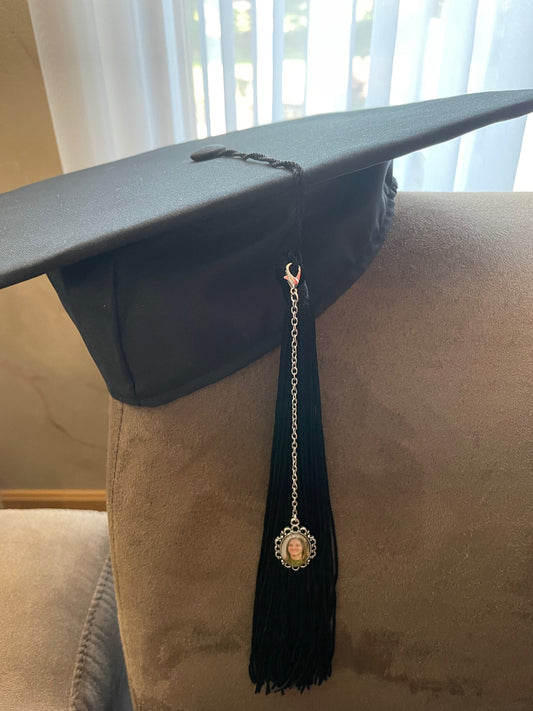 Graduation Cap Photo Charm, Graduation Gift Memory Chain, Tassel Memorial Charm, Graduation Mortarboard Decoration, Grad Memorial Charm