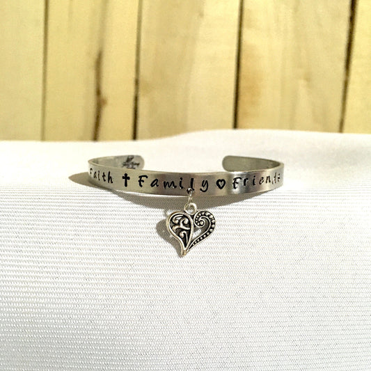 Personalized Metal Stamped Cuff Bracelet with Heart Charm, Custom Metal Bracelet, Metal Heart Bracelet, Heart Charm Cuff Bracelet